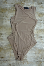 Camel sleeveless body